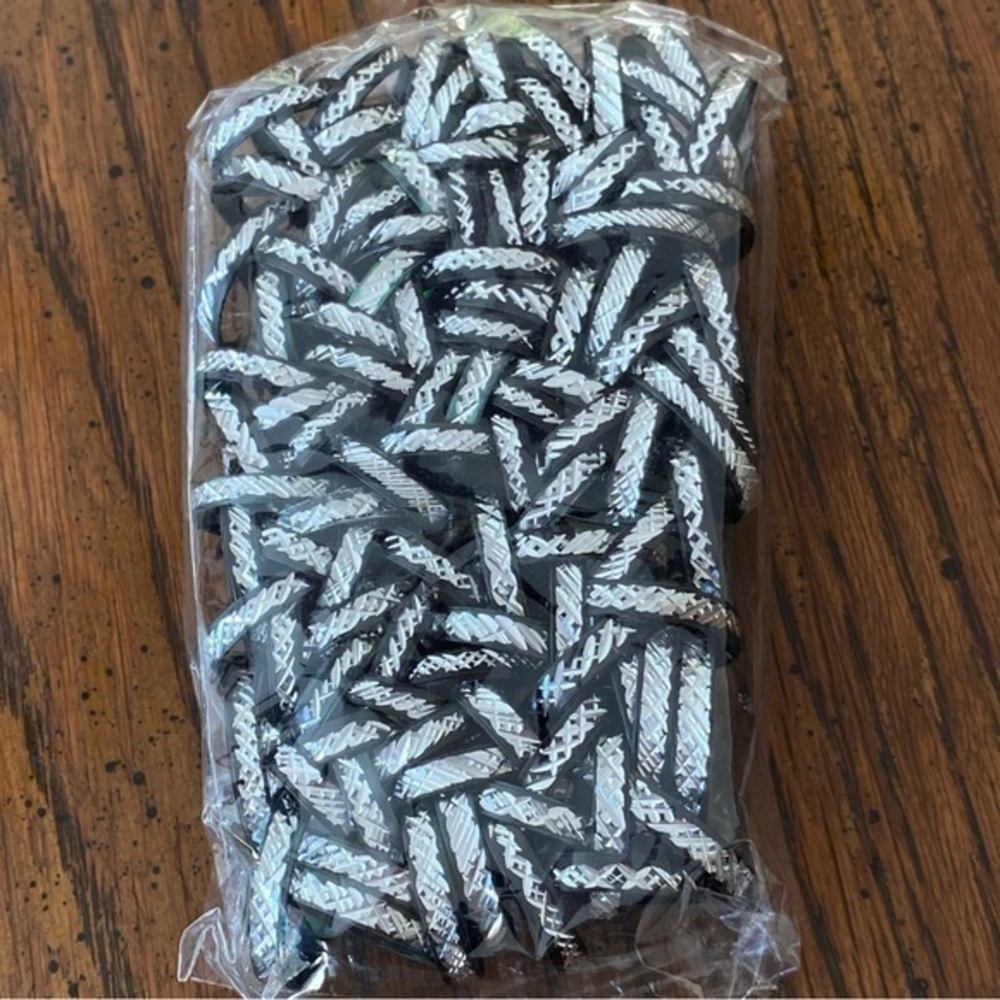 NEW Fine Fashion Unisex Lightweight Aluminum 100 Piece Ring Lot (Black & Silver)